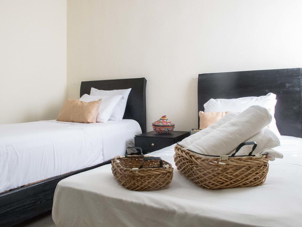 Whyz 4 You Private Rooms 莫雷洛斯港 客房 照片