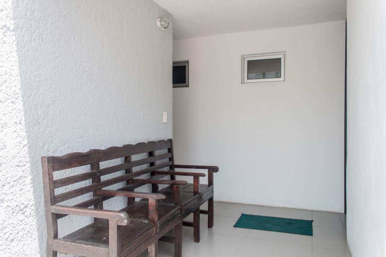 Whyz 4 You Private Rooms 莫雷洛斯港 外观 照片